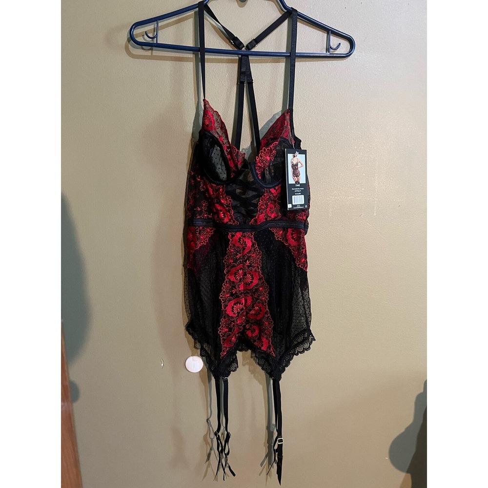 Floral embroidery chemise and thong set womens L
